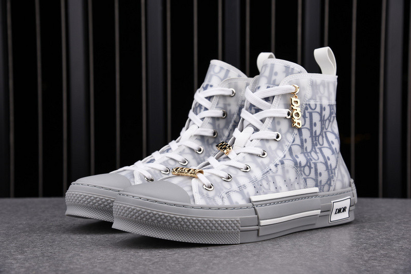 DR B23 High Top Sneaker