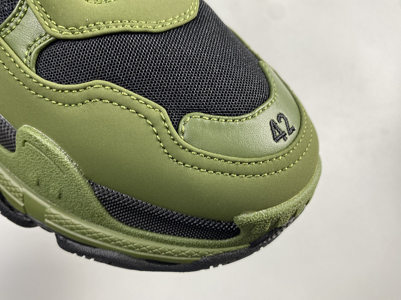 BLCG Triple S 536737-W2FW1-1978