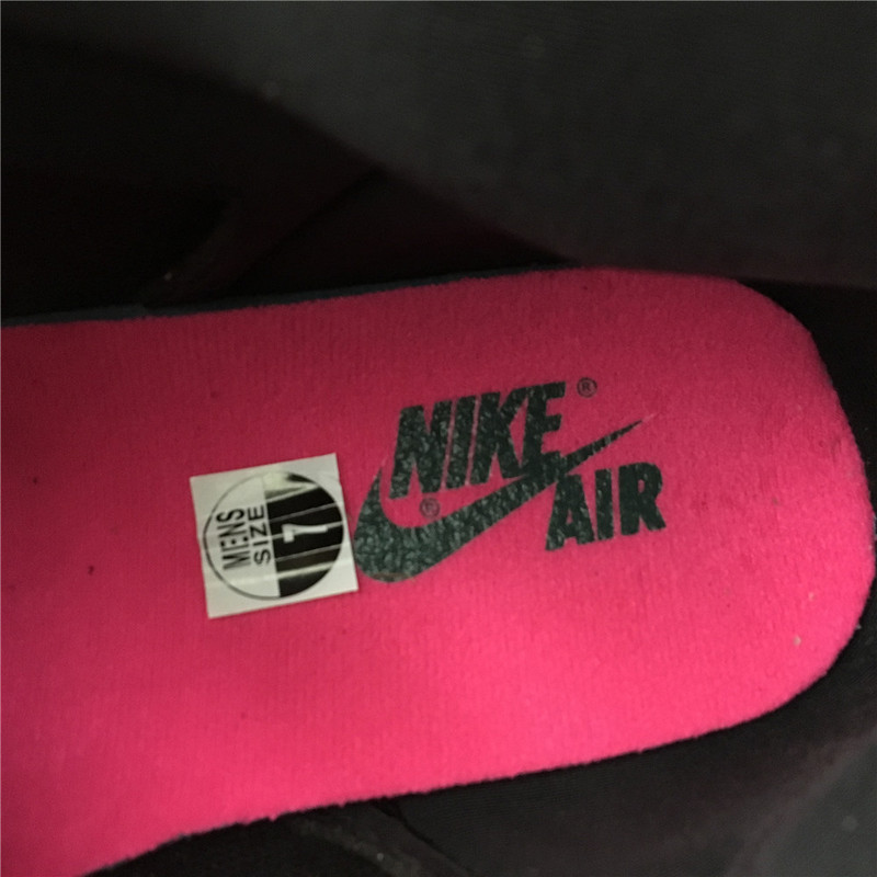 Air Jordan 1 Retro High Black Crimson Tint 555088-081