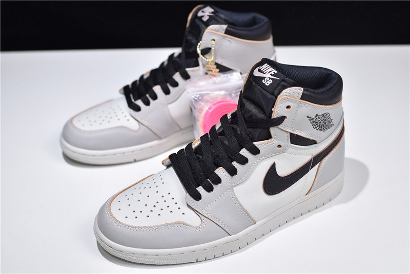 Nike SB x Air Jordan 1 High OG “Light Bone” CD6578-006