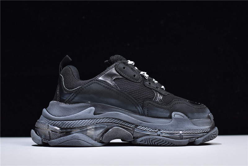 BLCG Triple S Clear Sole Black 541624 W0901 1000