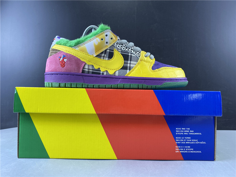 Nike SB Dunk Low Pro IW 318403-137