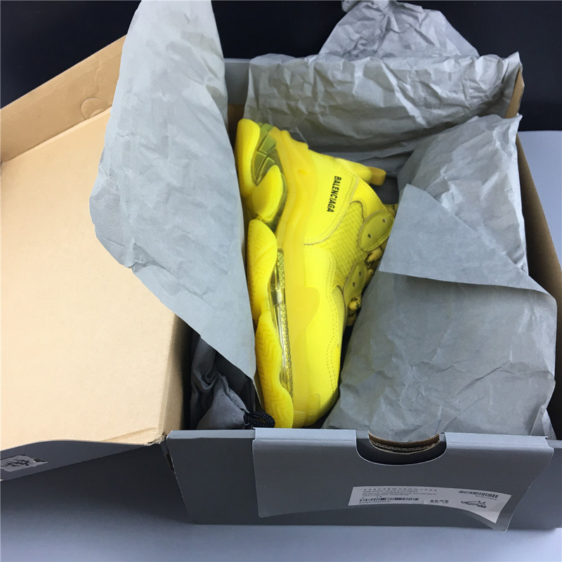BLCG Triple S Clear Sole Yellow 524036 W09OH 1298