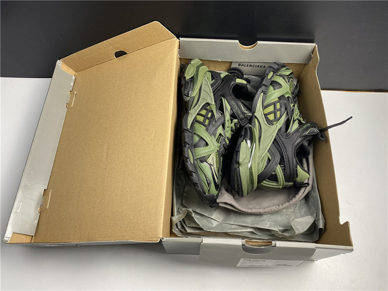 BLCG Track 2.0 568614-W3AE1-2311