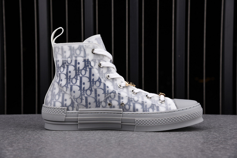 DR B23 High Top Sneaker