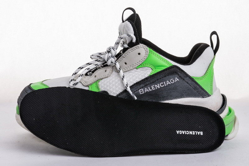 BLCG TRIPLE S 483513-W06E1