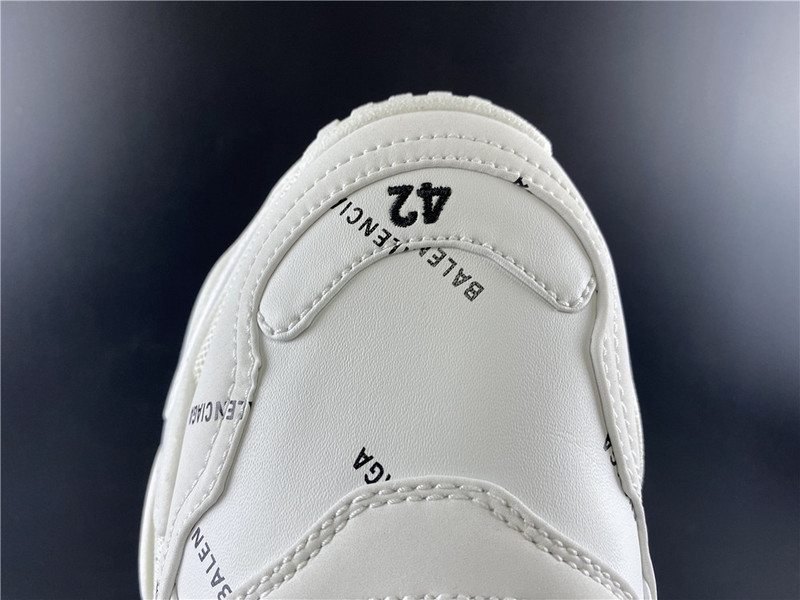 BLCG Triple S 524039-W06E2-2021