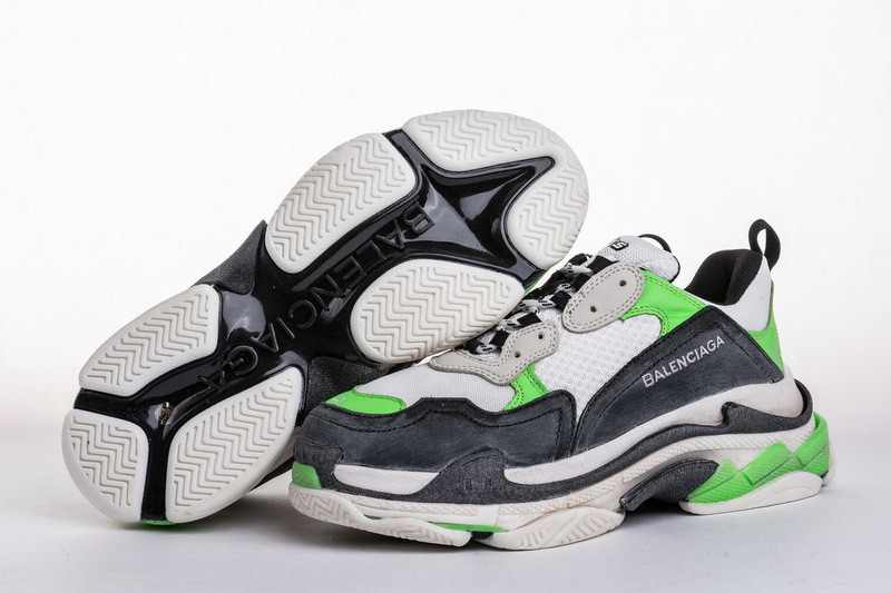 BLCG TRIPLE S 483513-W06E1