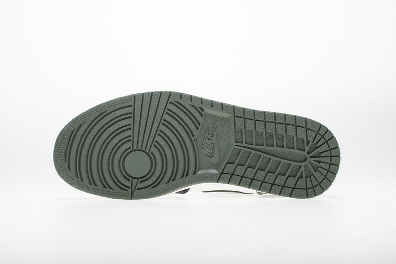 Air Jordan 1 Retro High OG “Clay Green” 555088-135