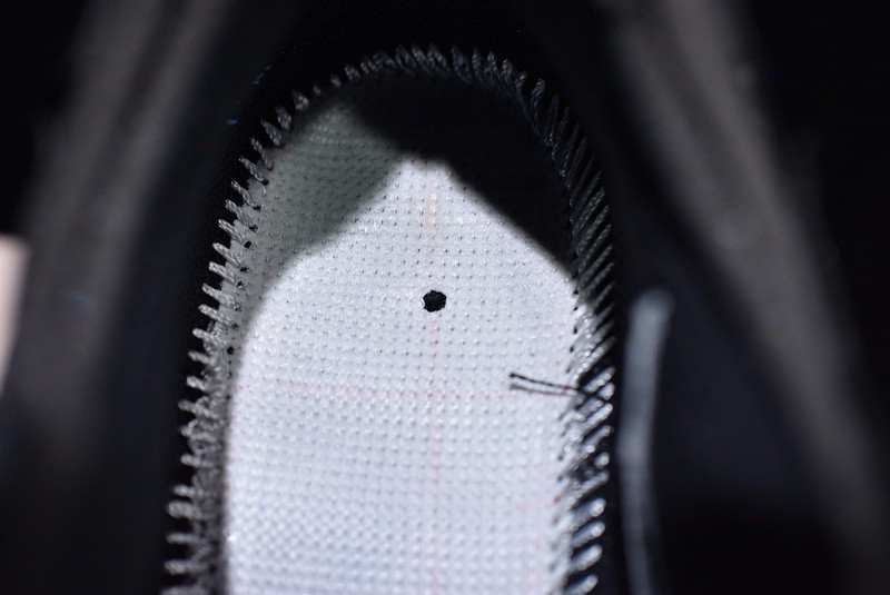 OF x Nike Air Max 90 “Black” AA7293-001