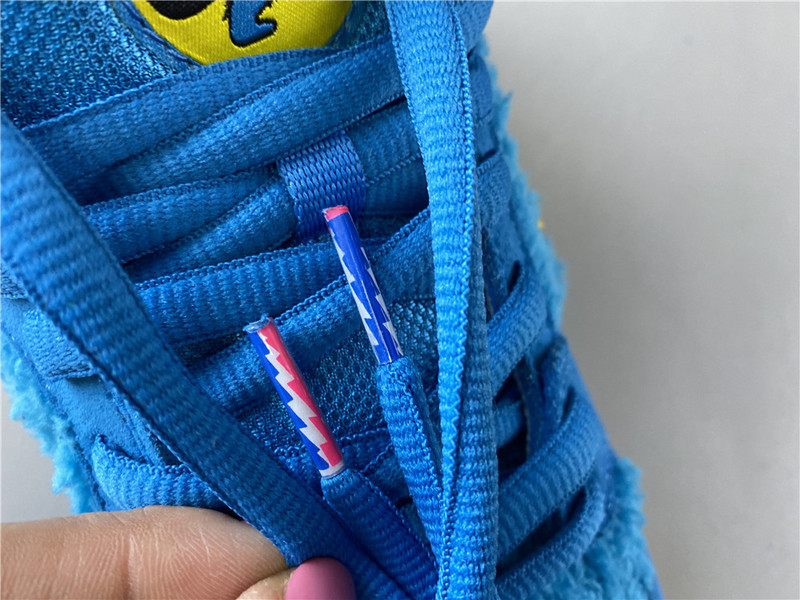 Grateful Dead x Nike SB Dunk Low 