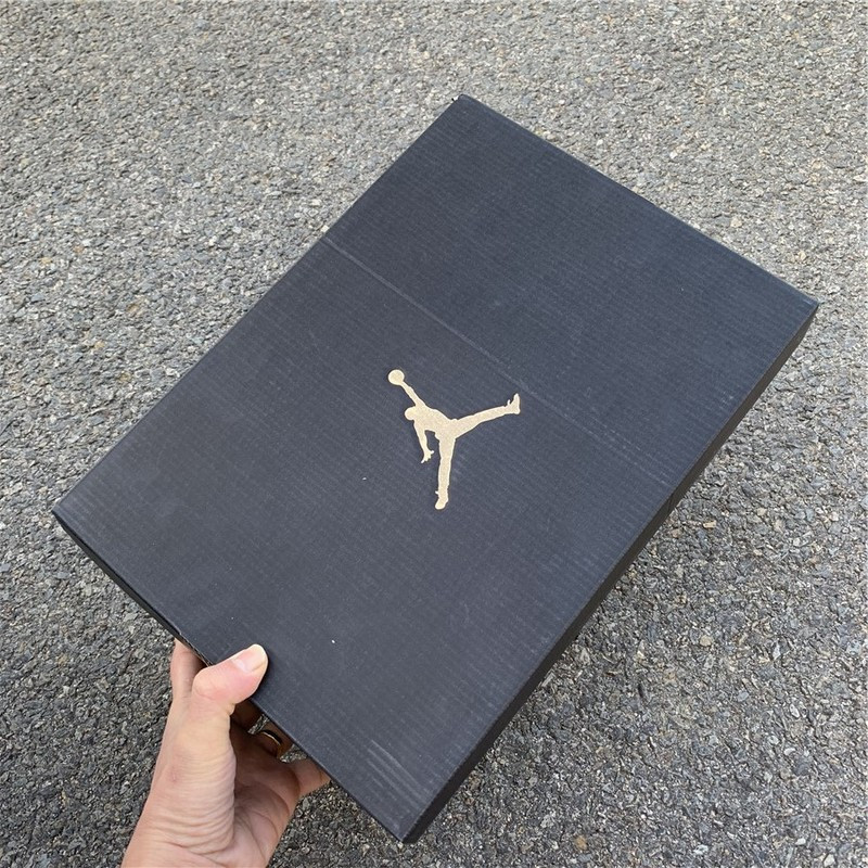 Air Jordan 11 Low “Navy Blue Snakeskin” CD6846-102