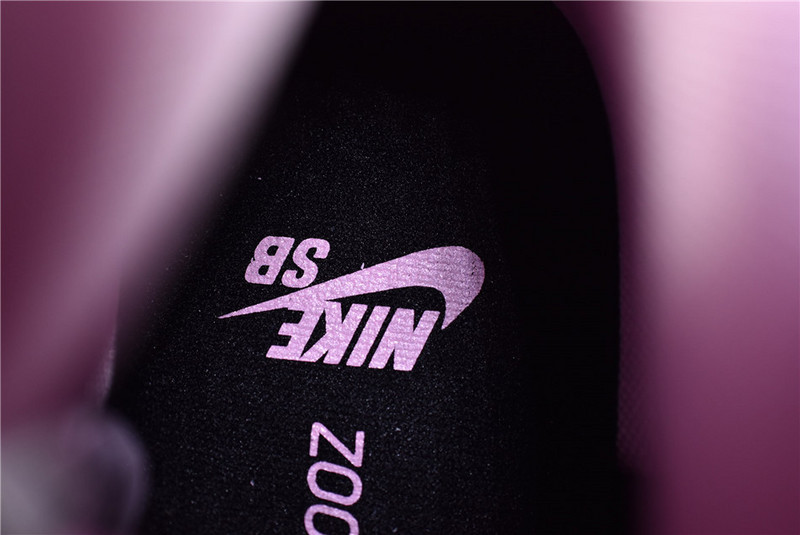 Nike SB Dunk High “Invert Celtics” CU7349-001