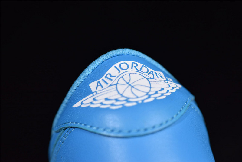 Nike SB x Air Jordan 1 Low “UNC” CJ7891-401