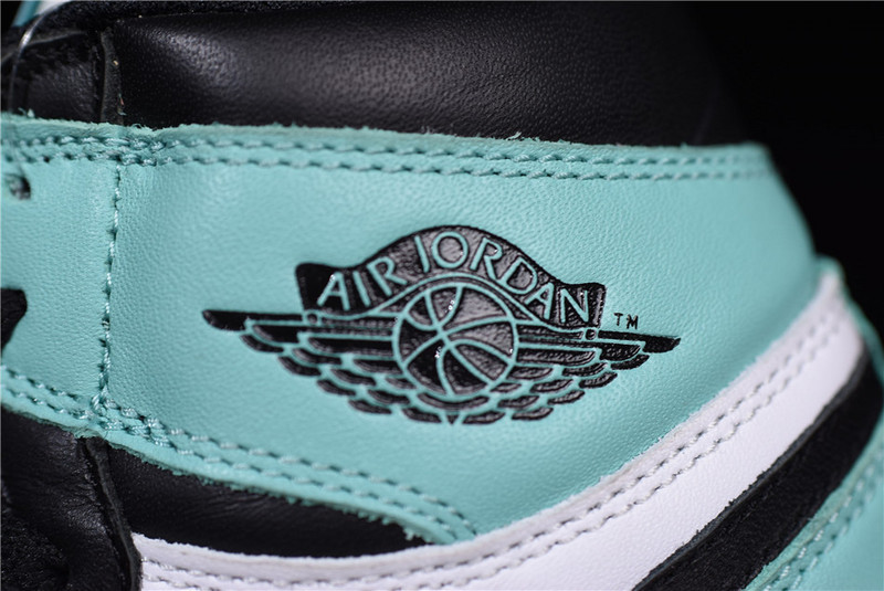 Air Jordan 1 High OG “Igloo” 861428-100