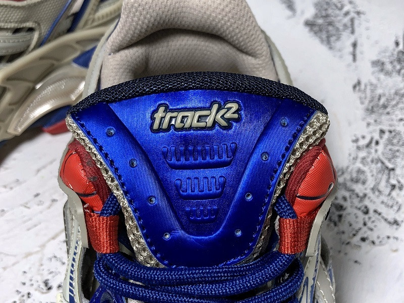 BLCG Track 2.0 568614-W2GN2-8570