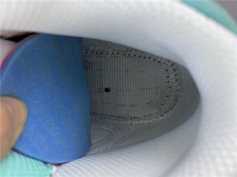 Air Jordan 13 GS “Aurora Green” 439358-100