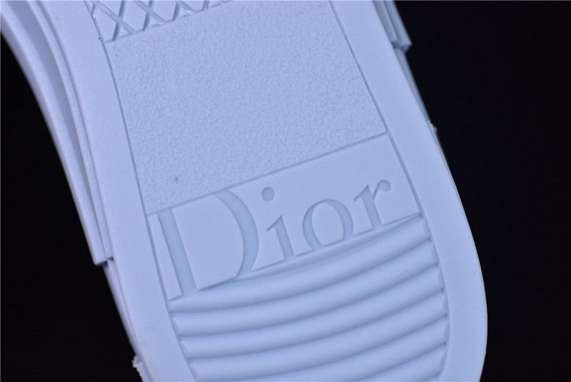 DR B23 High Top Daniel Arsham Light Blue 3SH118YUP_H561