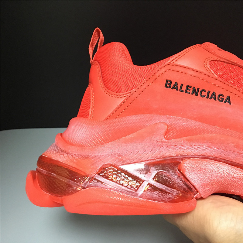 BLCG Triple S 541624-W09EO1-6500