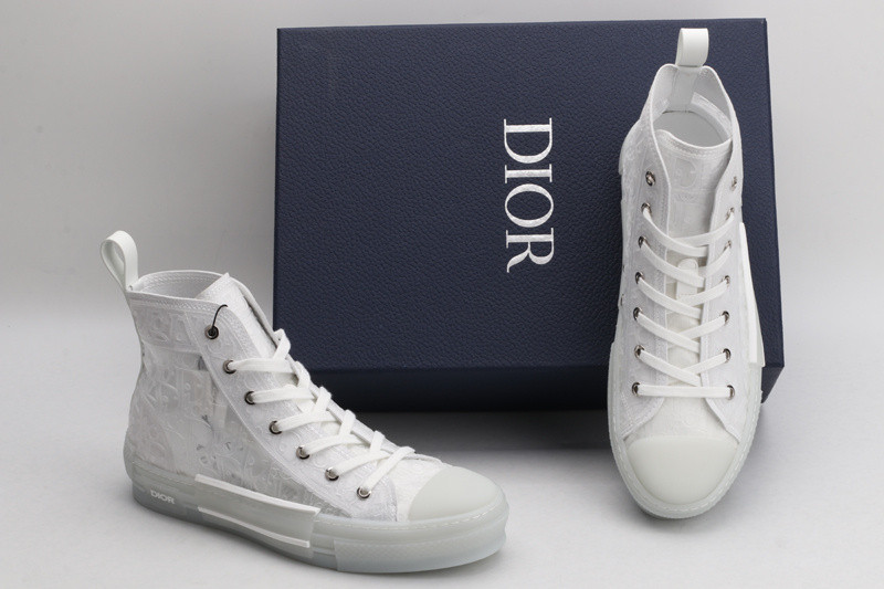 DR B23 High Top Sneaker