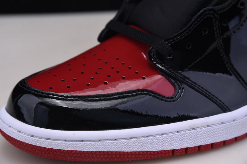 AIR JORDAN 1 HIGH OG “BRED PATENT” 555088-063