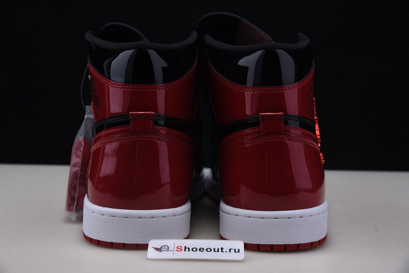 AIR JORDAN 1 HIGH OG “BRED PATENT” 555088-063