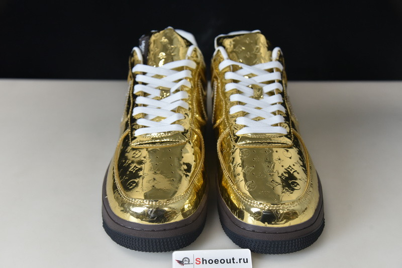AIR FORCE 1 LOW Metallic Gold