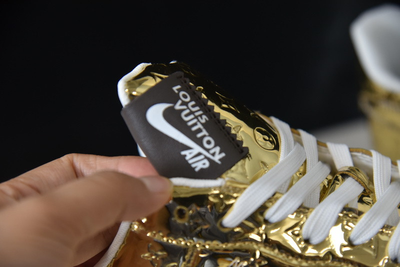 AIR FORCE 1 LOW Metallic Gold