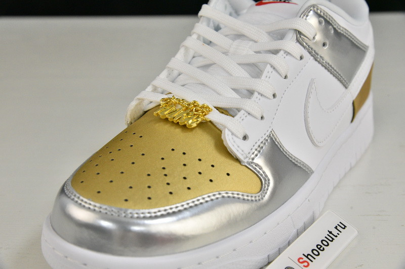 Nike Dunk Low WMNS “Metallic” DH4403-700