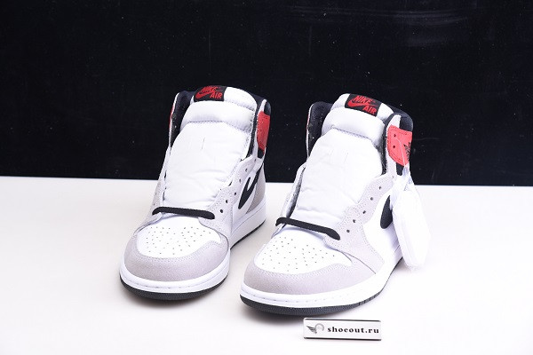Air Jordan 1 High OG “Light Smoke Grey” 555088-126
