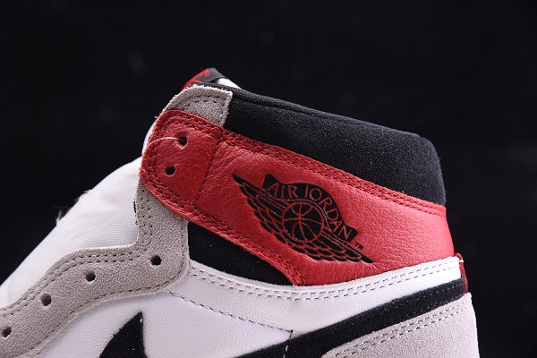 Air Jordan 1 High OG “Light Smoke Grey” 555088-126