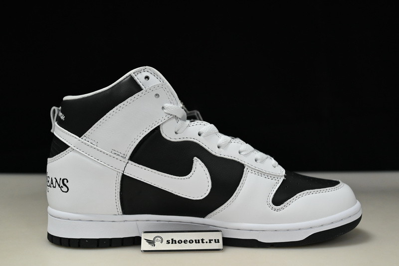 Supreme x Nike SB Dunk High “By Any Means” DN3741-002