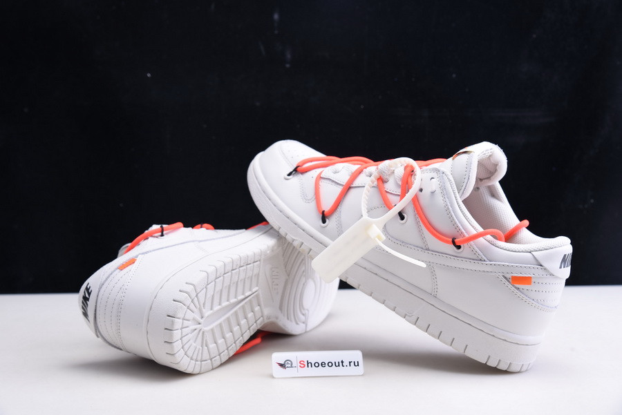 OF x Nike Dunk Low CT0856-900