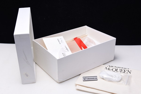 MQ Sneakers 462214-WHGP7-9374