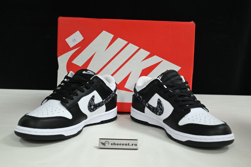 Nike Dunk Low WMNS “Black Paisley” DH4401-100