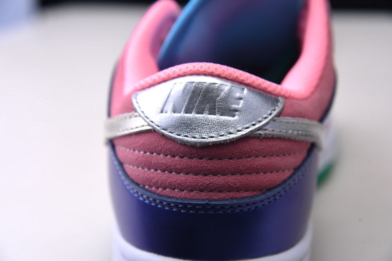 Nike Dunk Low WMNS “Sunset Pulse” DN0855-600