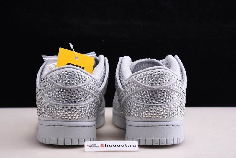 Cactus Plant Flea Market x Nike Dunk Low CZ2670-001