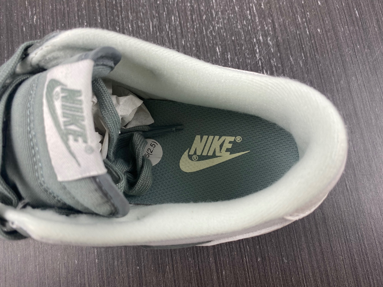 Nike Dunk Low “Mica Green” DV7212-300