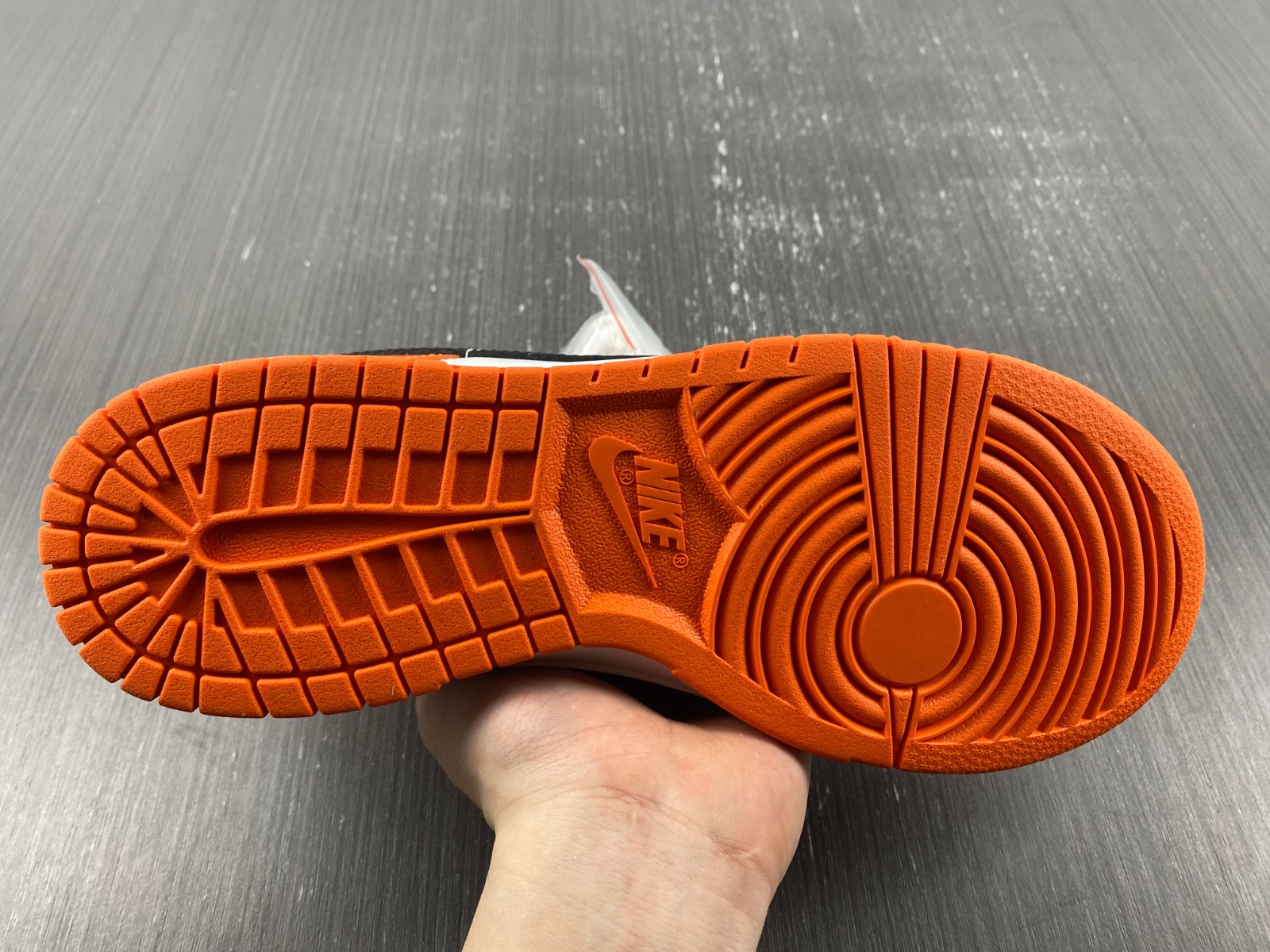 Nike Dunk Low “Safety Orange” DJ9955-800