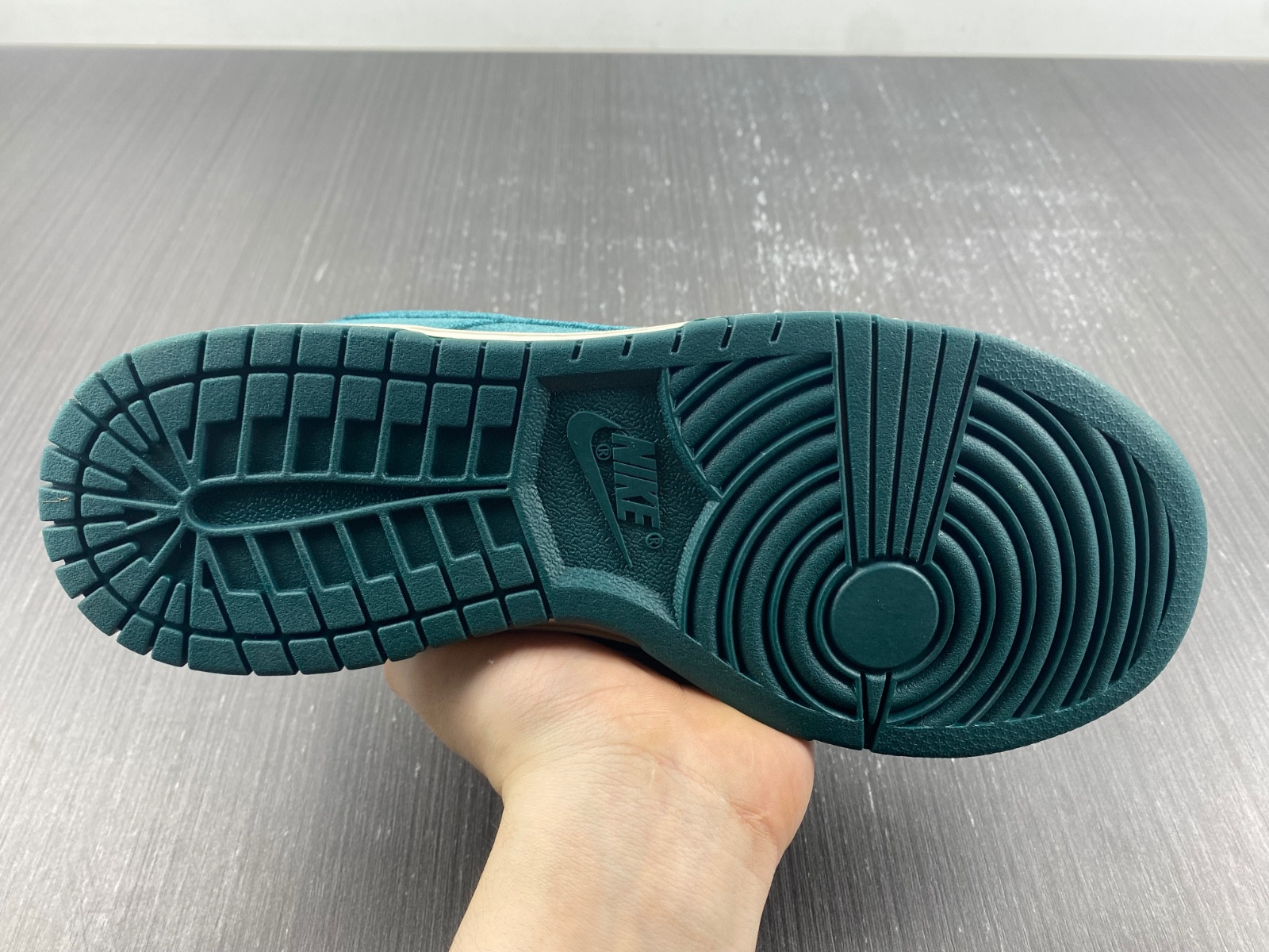 Nike Dunk Low Velvet Teal (W) DZ5224-300