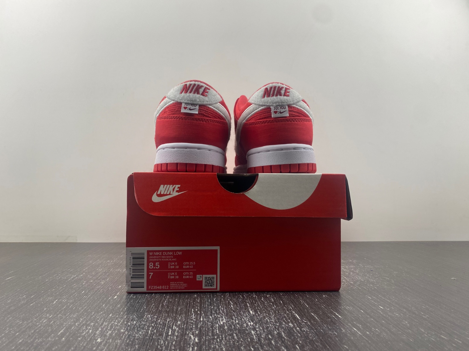 Nike Dunk Low GS “Valentine