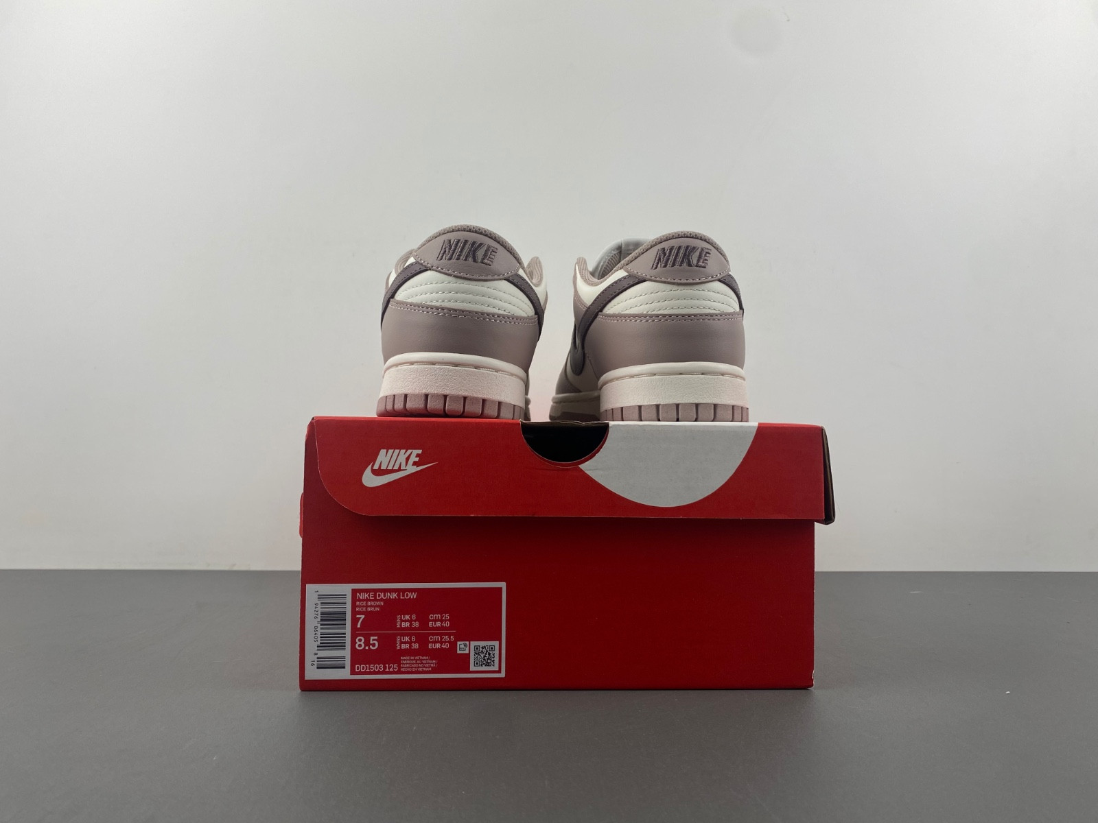 Nike Dunk Low “Diffused Taupe” DD1503-125