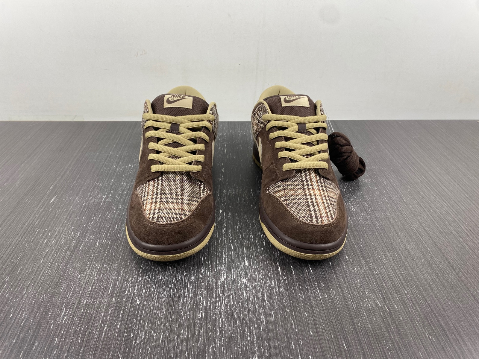 Nike SB Dunk Low “Tweed” 304292-223