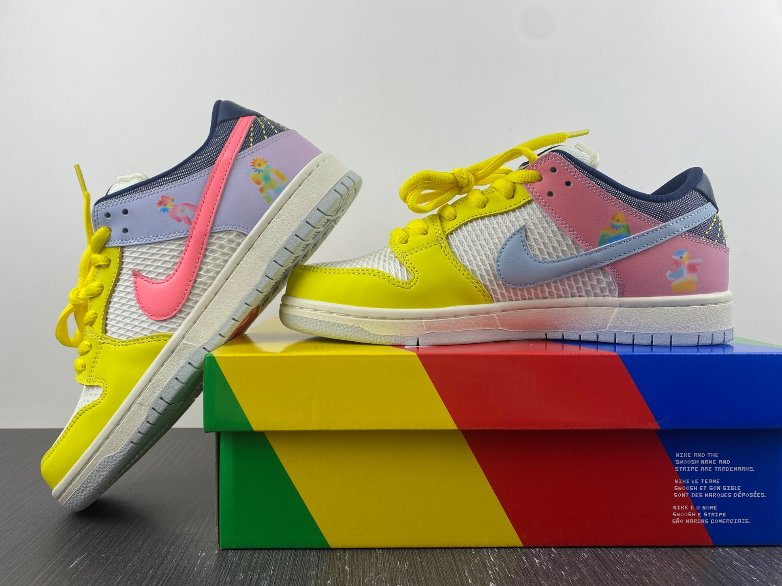 Nike SB Dunk Low “Be True” DX5933-900