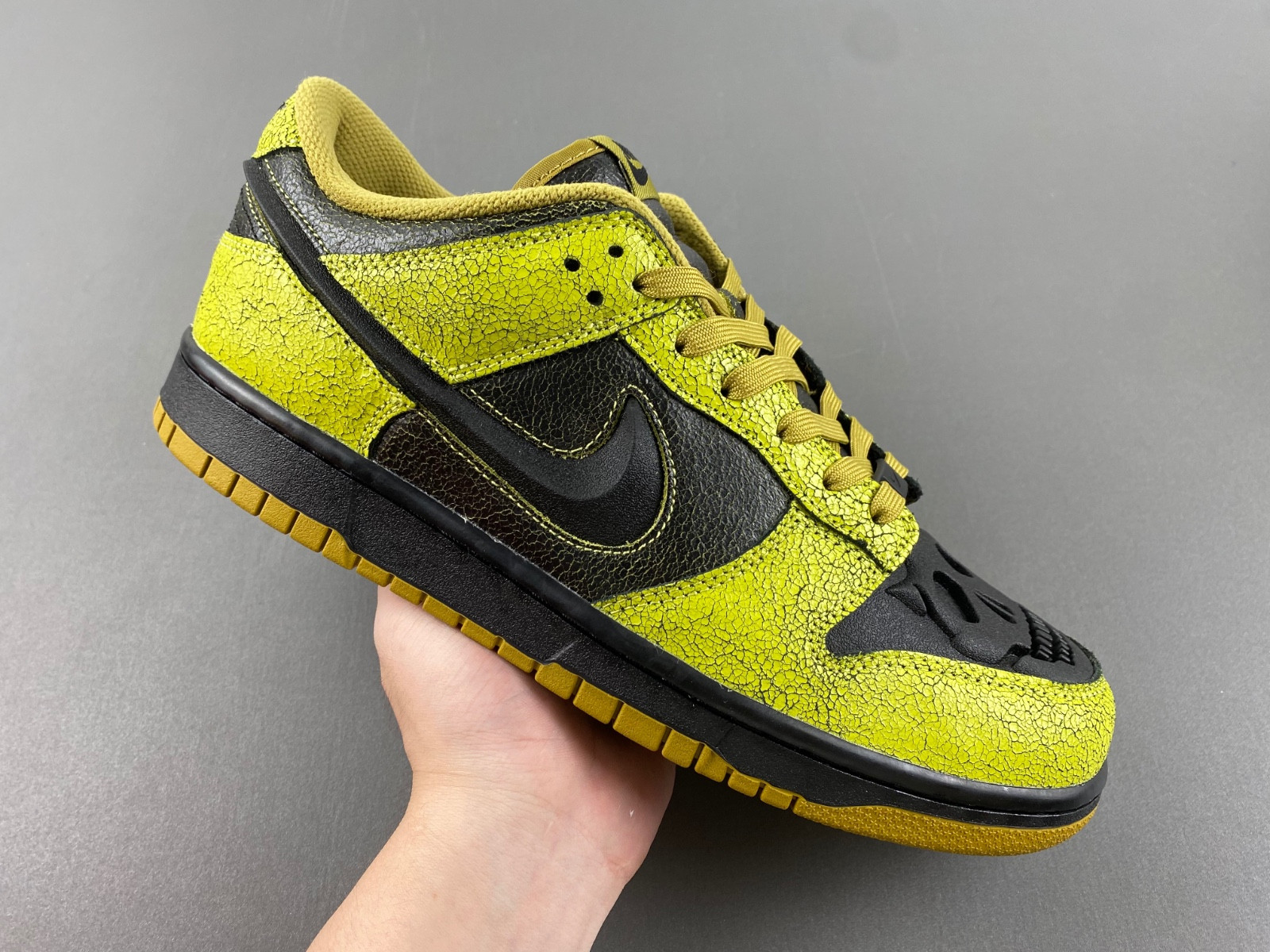 Nike Dunk Low “Halloween” HV6103-300