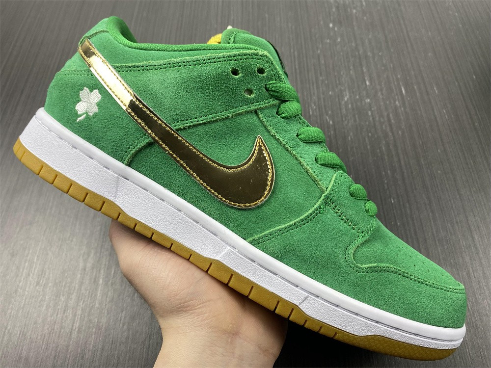 Nike Dunk Low Pro St.Patrick