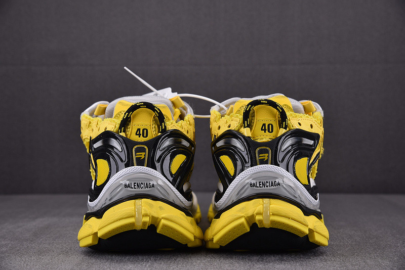 Ba*len*cia*ga runner 677403 w2rd3 0510