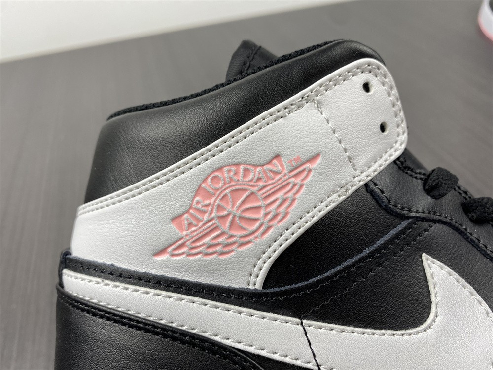 Nike Air Jordan 1 Mid 555112-061