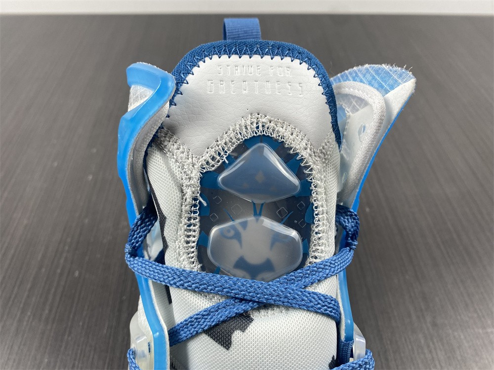 Nike Lebron 19 Space Jam DC9342-100