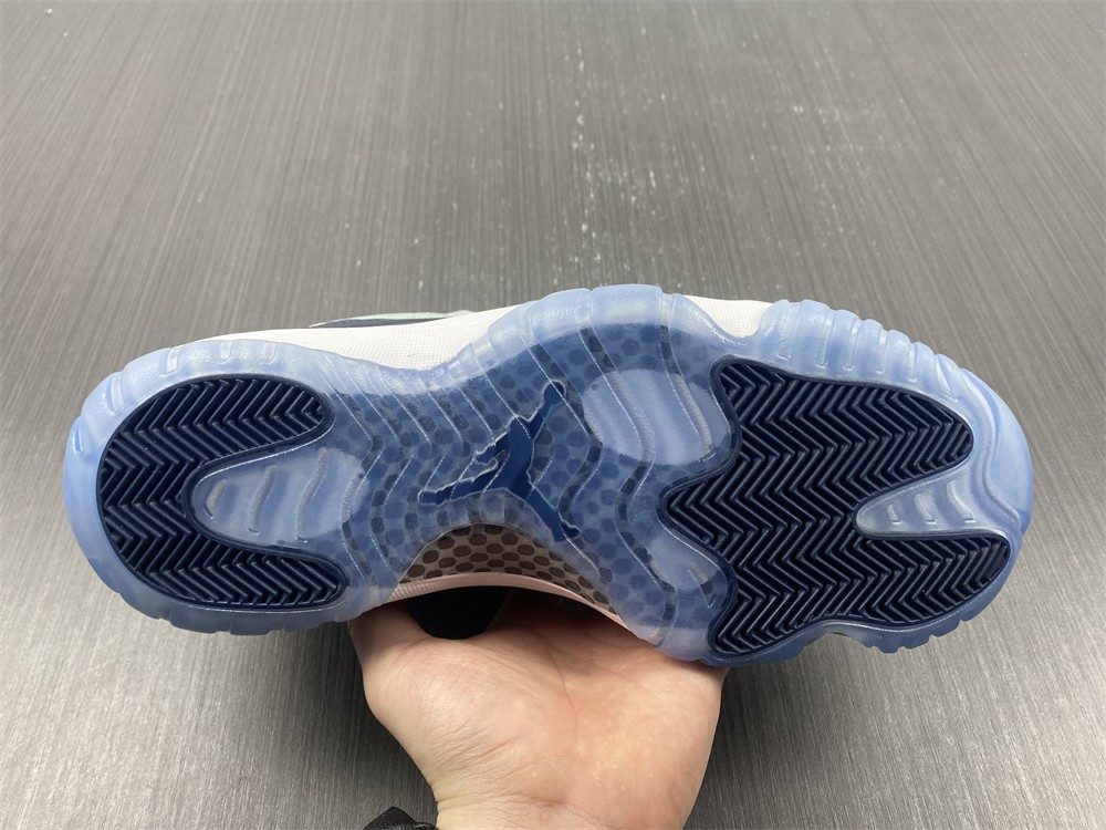 Jordan 11 Retro Low Georgetown (GS) 528896-007